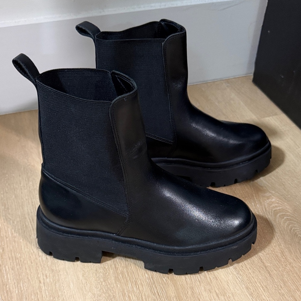 SCHUTZ Black Combat Boots